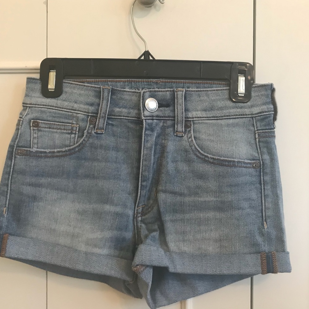 American Eagle Lightwash Jean Shorts